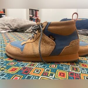 TEVA Highside Retro Collection